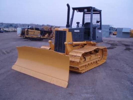 Product picture KOMATSU D32E/P-1a D38E/P-1a D39E/P-1a DOZER SERVICE MANUAL