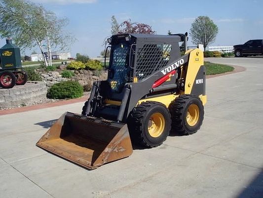 Product picture VOLVO MC90B SKID STEER LOADER SERVICE MANUAL
