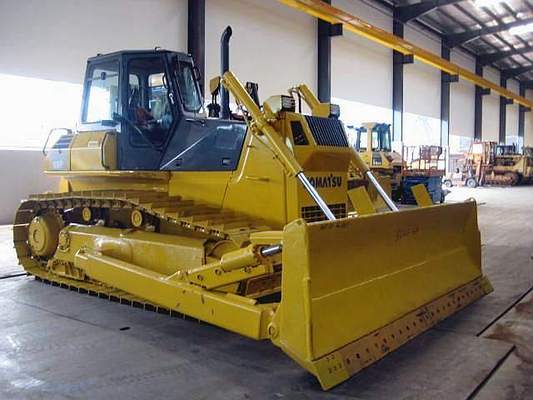 Product picture KOMATSU D65E-12 D65P-12 DOZER OPERATION & MAINTENANCE MANUAL