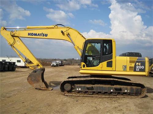 Product picture KOMATSU PC200LC-8 PC220LC-8 OPERATION & MAINTENANCE MANUAL