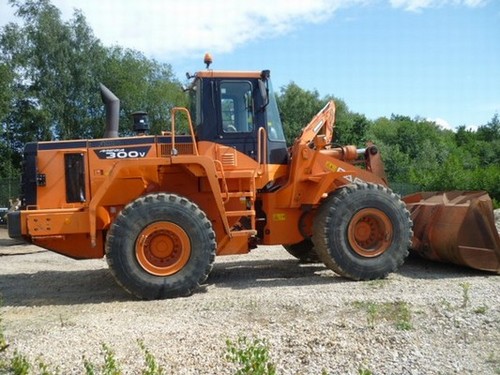 Product picture DAEWOO DOOSAN MEGA 300 V LOADER OPERATION MAINTENANCE MANUAL