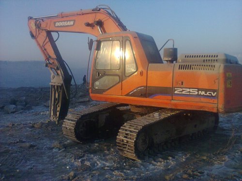 Product picture DAEWOO DOOSAN SOLAR 225NLC V EXCAVATOR MAINTENANCE MANUAL