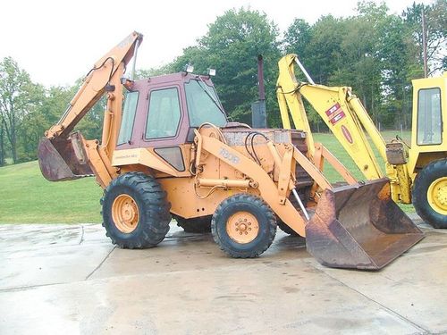 Product picture CASE 780B CK BACKHOE LOADER PARTS CATALOG MANUAL