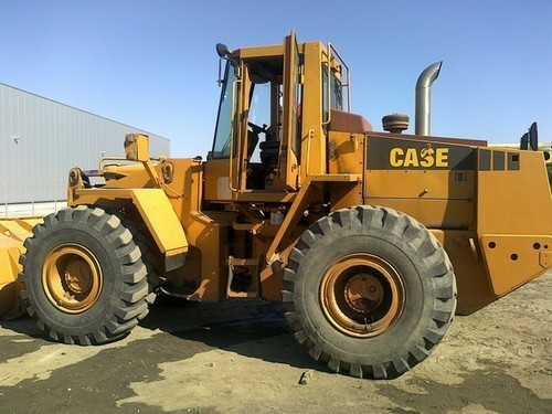 Product picture CASE 821 WHEEL LOADER PARTS CATALOG MANUAL