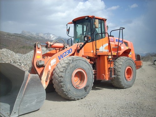 Product picture FIAT KOBELCO W230 EVOLUTION WHEEL LOADER SERVICE REPAIR MANUAL