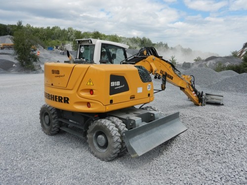 Product picture LIEBHERR A918 LITRONIC HYDRAULIC EXCAVATOR OPERATING MANUAL #1 (Serial no. from: 57383)