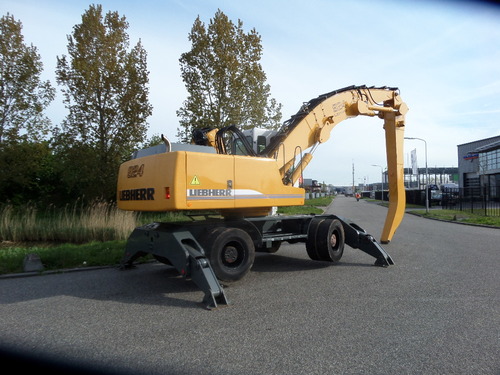 Product picture LIEBHERR A924C LITRONIC  / A924C HD LITRONIC  WHEELED EXCAVATOR OPERATING MANUAL #2 (Serial no. from: 57100)