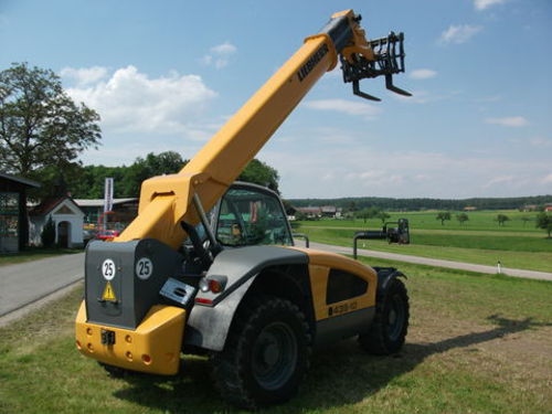 Product picture LIEBHERR TL 441-10 TELESCOPIC HANDLER OPERATORS OPERATING MANUAL (Serial no. from: 12000)