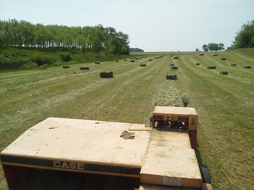 Product picture CASE IH 220 TWINE TIE BALER OPERATORS MANUAL