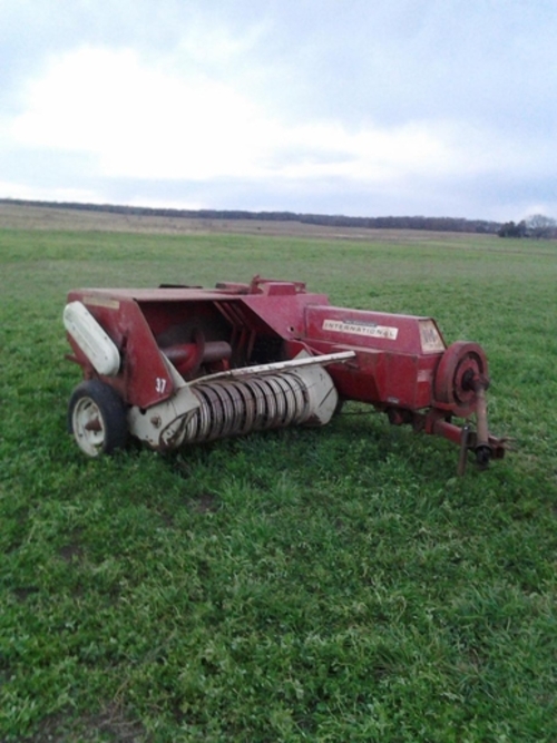 Product picture CASE IH INTERNATIONAL 57 TWINE FIRE TIE BALER OPERATORS MANU