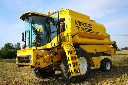Product picture NEW HOLLAND TX62 TX63 TX64 PLUS TX65 PLUS TX66 TX67 TX68 TX68 PLUS COMBINE OPERATORS MANUAL