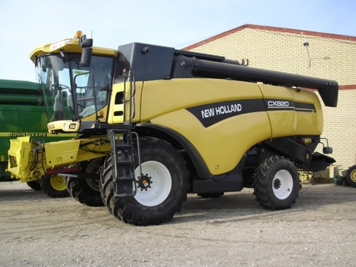 Product picture NEW HOLLAND CX720 CX740 CX760 CX780 CX820 CX840 CX860 CX880 COMBINE FRENCH OPERATORS MANUAL