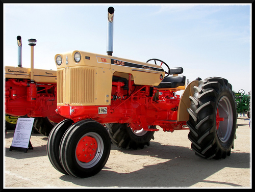 Product picture CASE IH 430 530 SERIES DRAFT O MATIC TRACTOR OPERATORS MANUAL