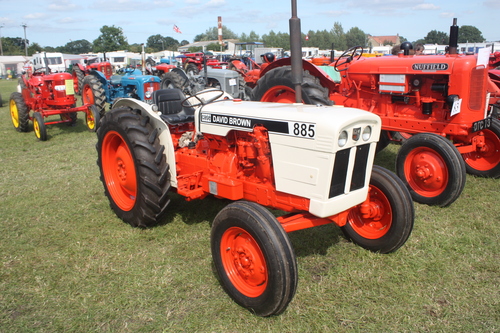 Product picture CASE IH DAVID BROWN 885 885N DIESEL TRACTOR OPERATORS MANUAL